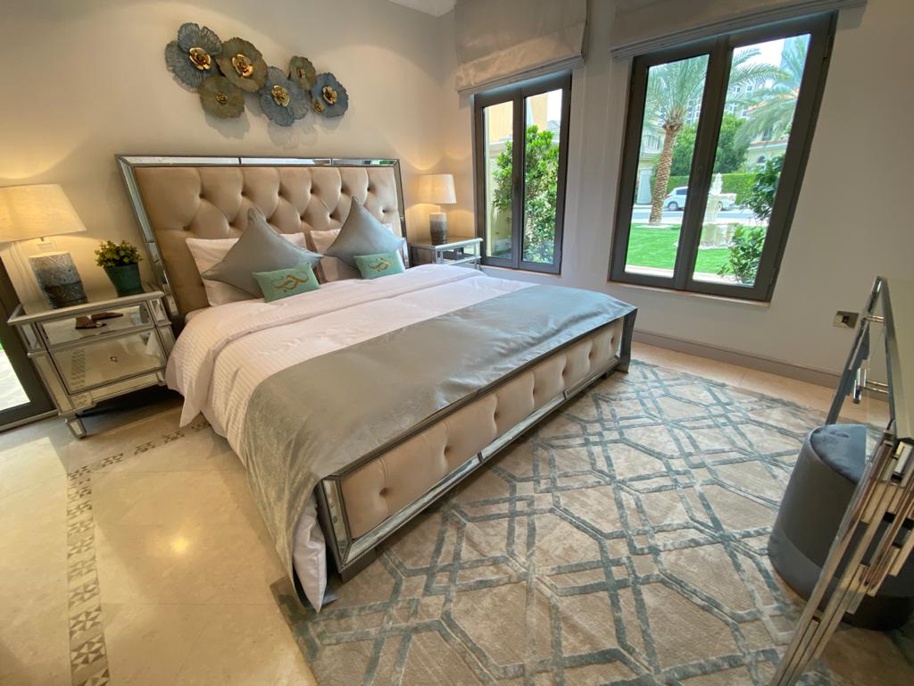Ultra Luxury 4 BR Maid Garden Home Palm Jumeirah (3)